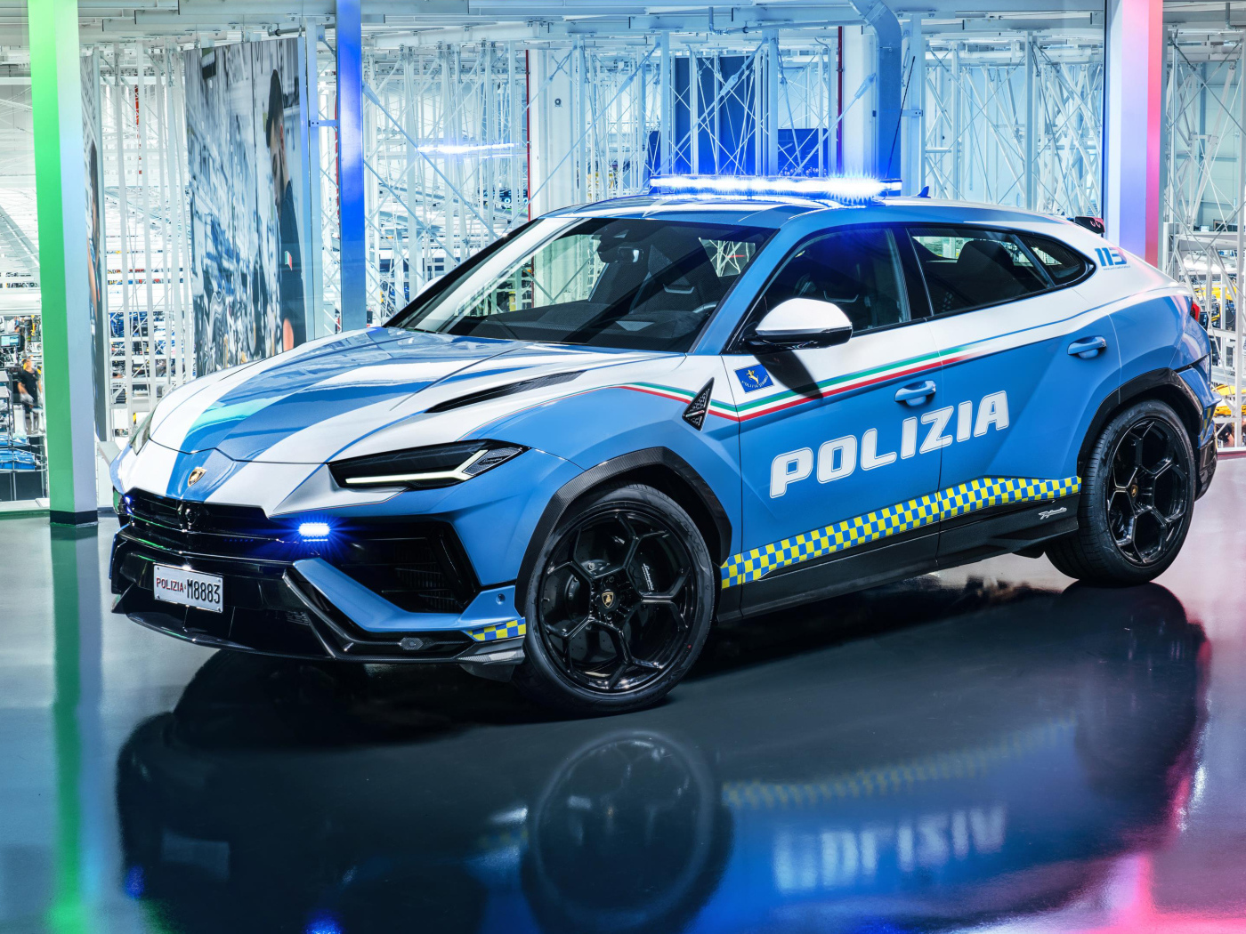 Автомобиль Lamborghini Urus Performante Polizia