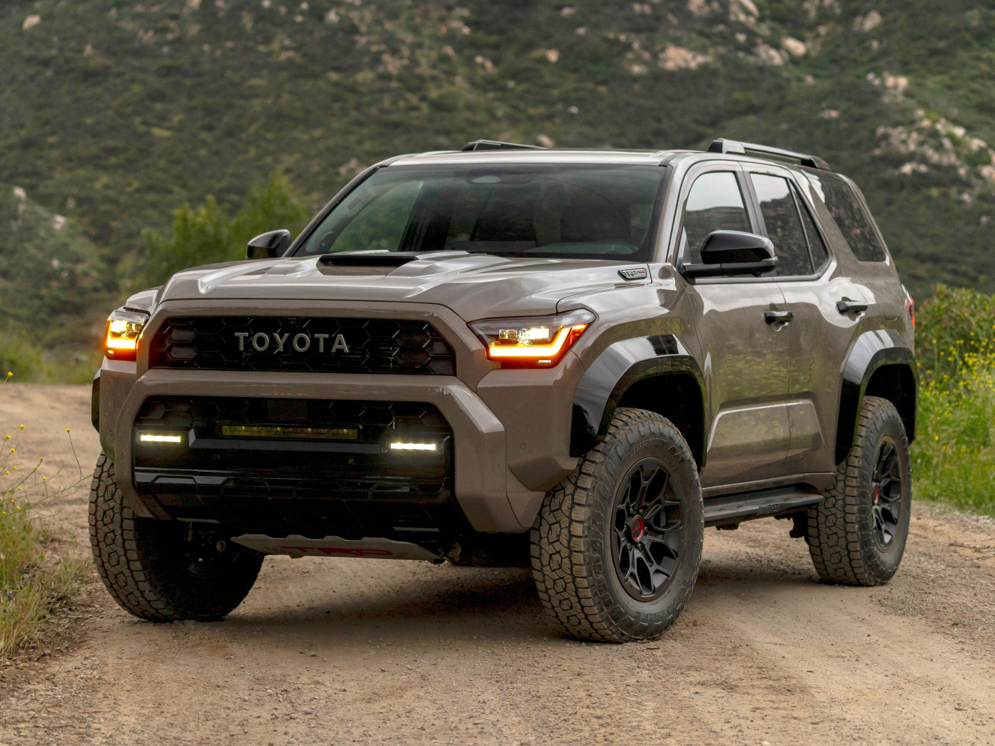 Внедорожник Toyota 4Runner TRD Pro  2025 года