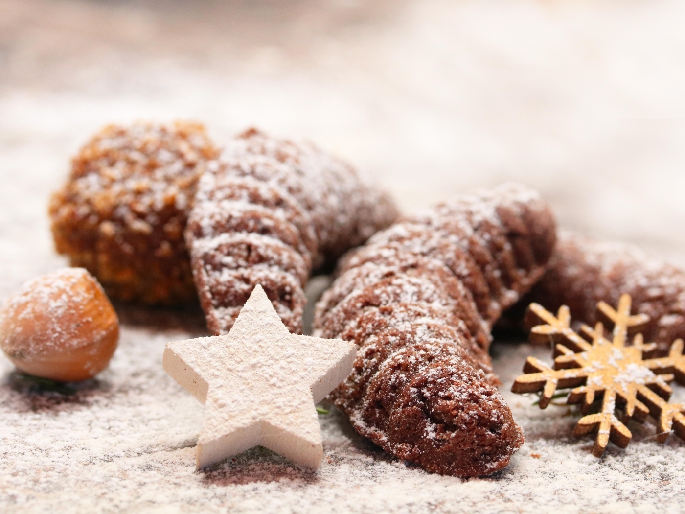 Рождественское печенье с сахарной пудрой