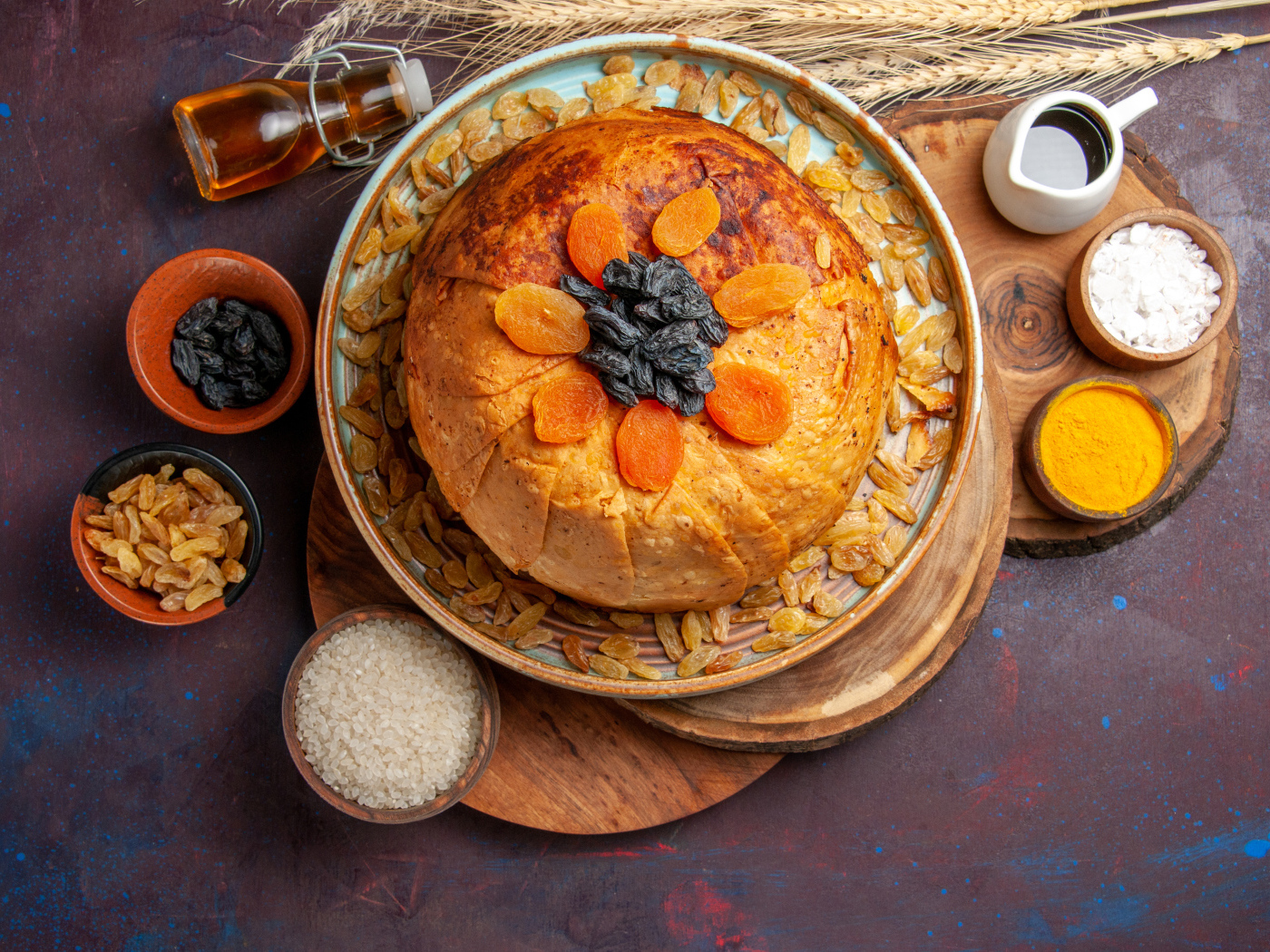 Кекс с изюмом и курагой