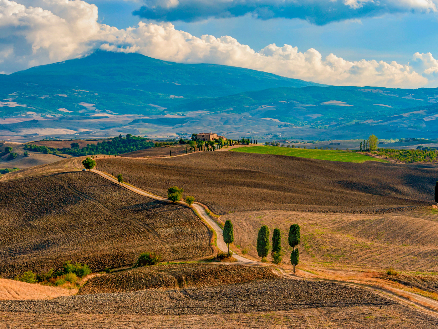 Красивый вид на поля Тосканы, Италия