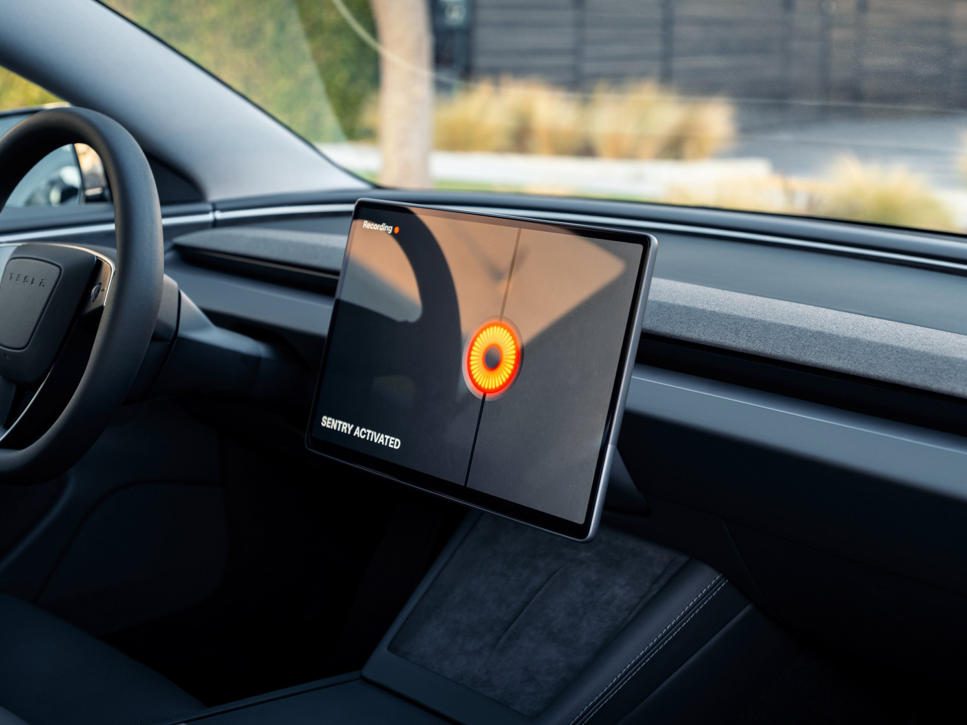 Салон автомобиля Tesla Model 3 2024  года