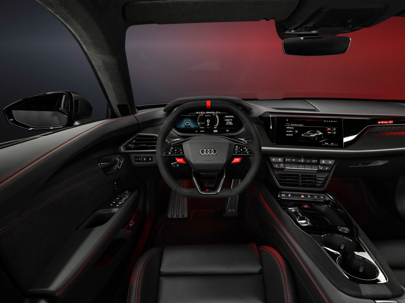 Черный кожаный салон автомобиля Audi RS e-tron GT 2024 года