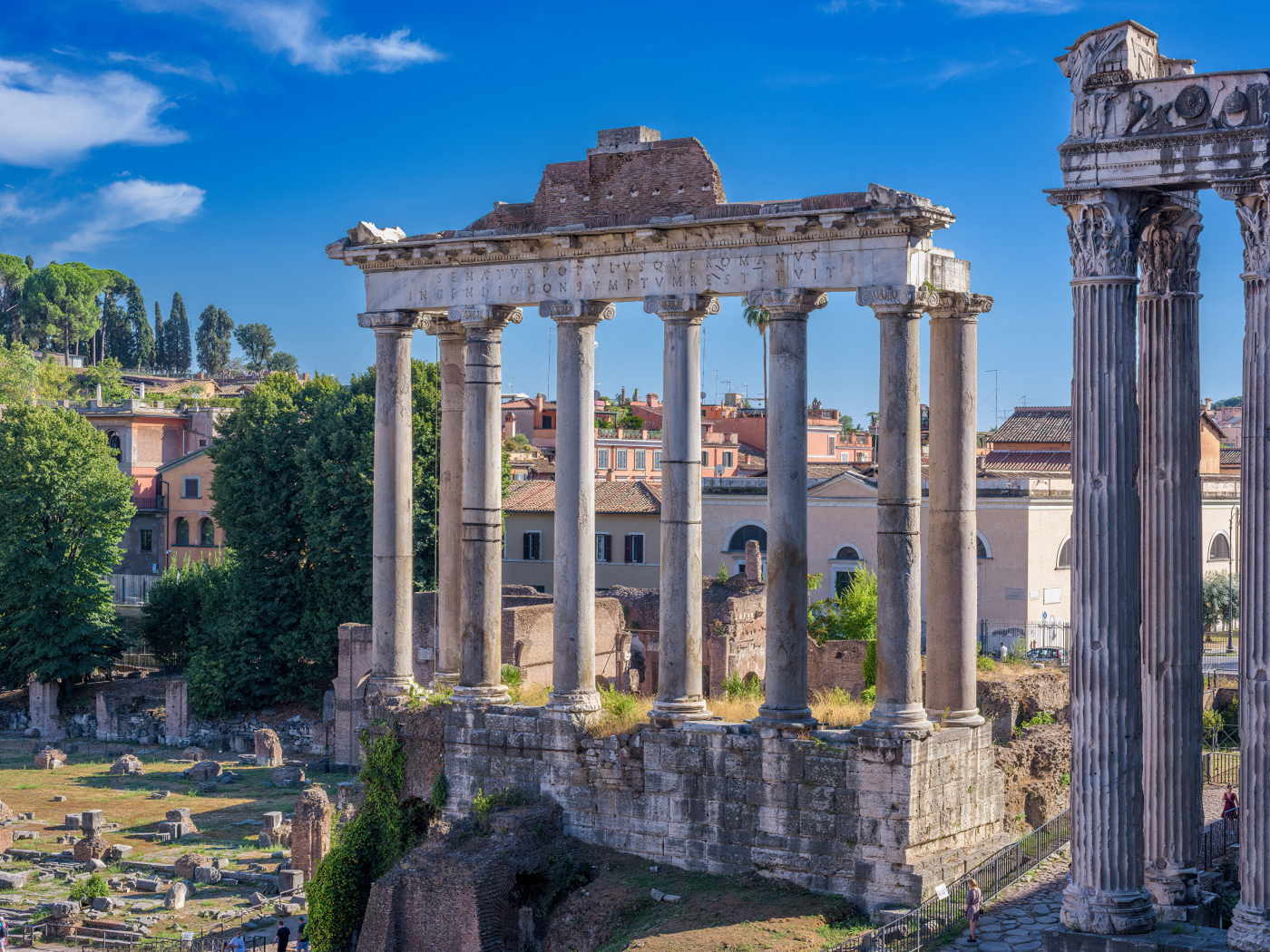 Развалины древнего здания, Рим. Италия