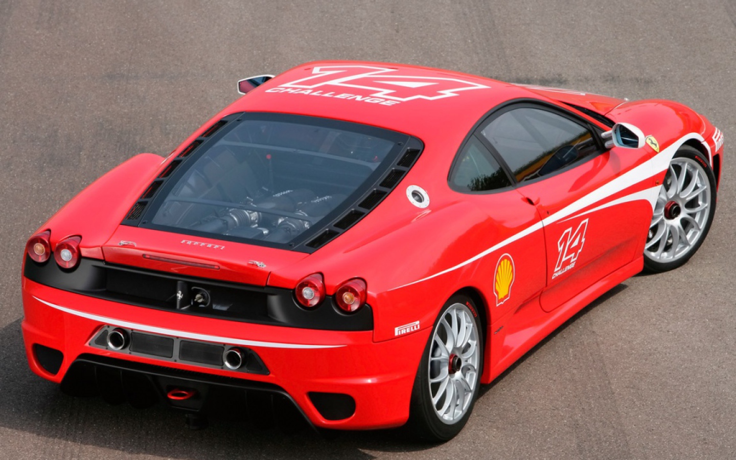  Ferrari вид сверху