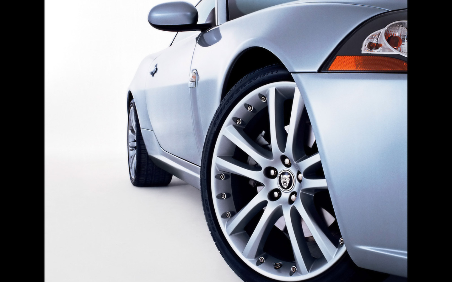 Спортивный Jaguar XK