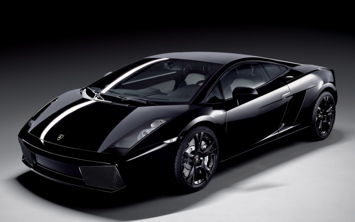 Черный Lamborghini Gallardo
