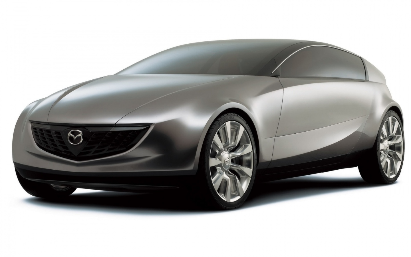 Автомобиль мазда