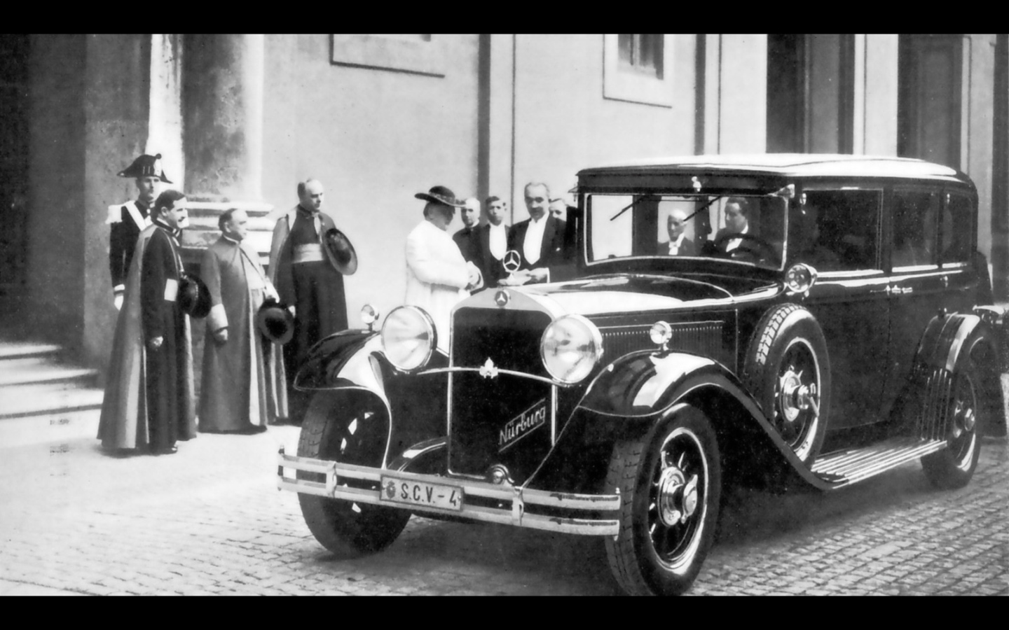 Классический Mercedes 1930 года