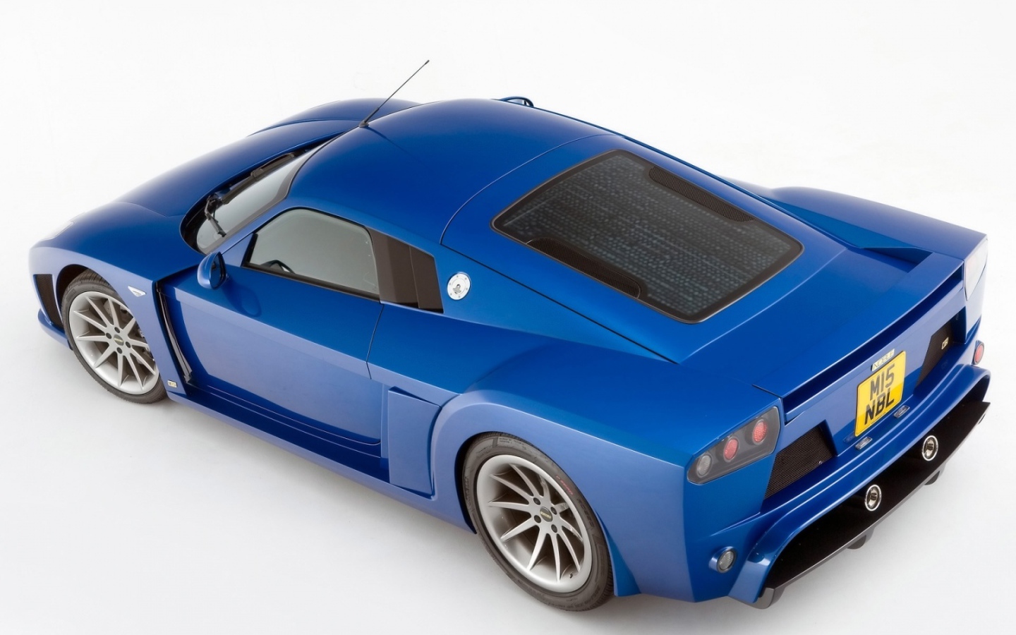 Синий спортсмен Noble