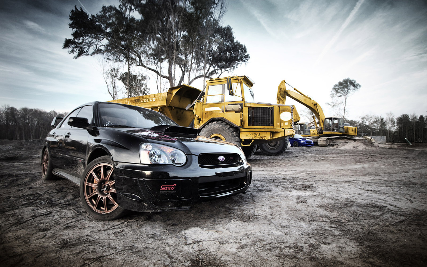 Черный автомобиль Subaru