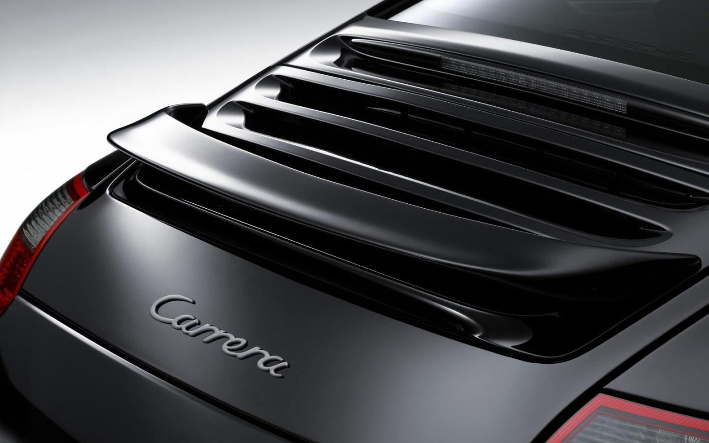 Логотип Carrera