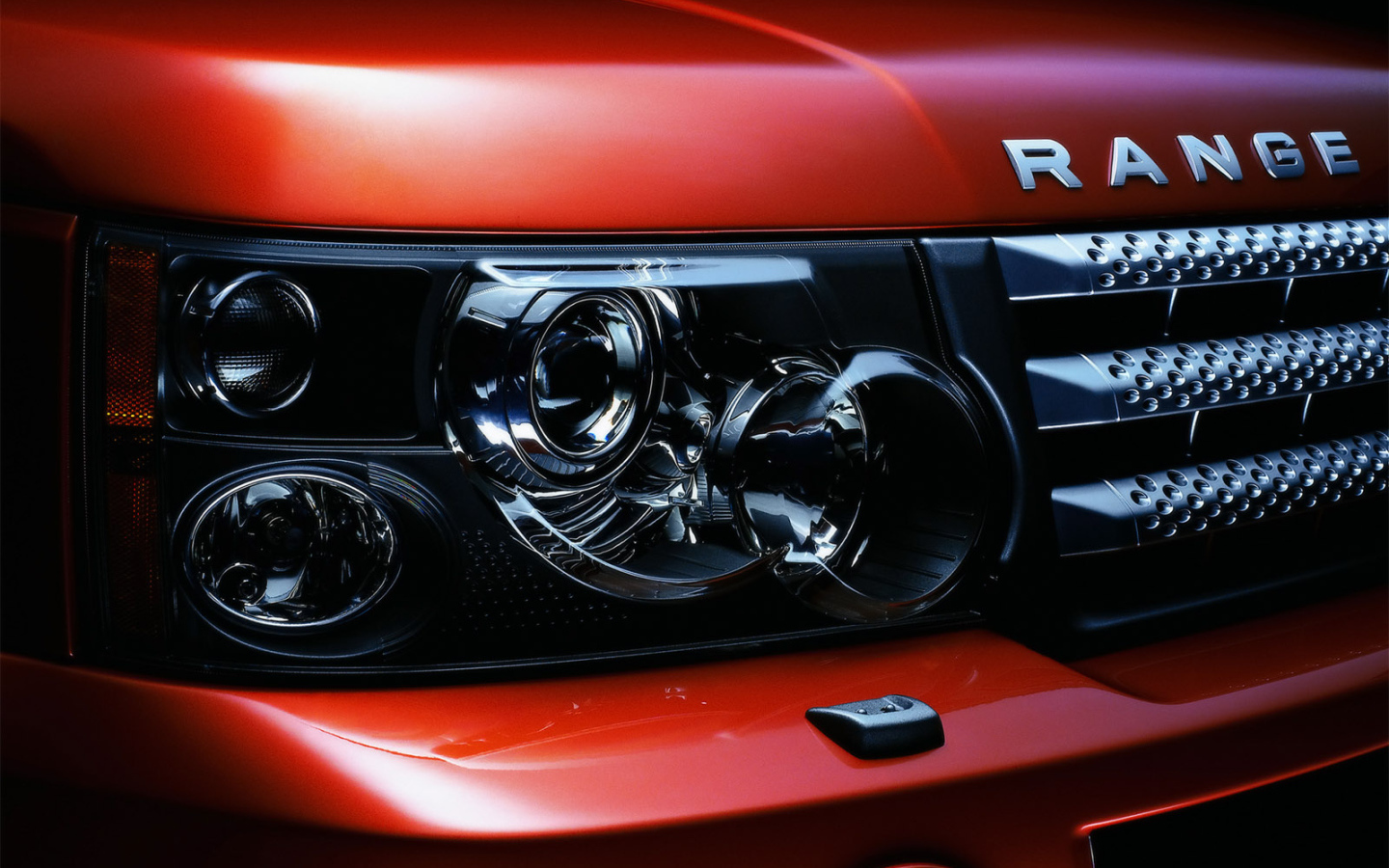 Range Rover sport вид спереди