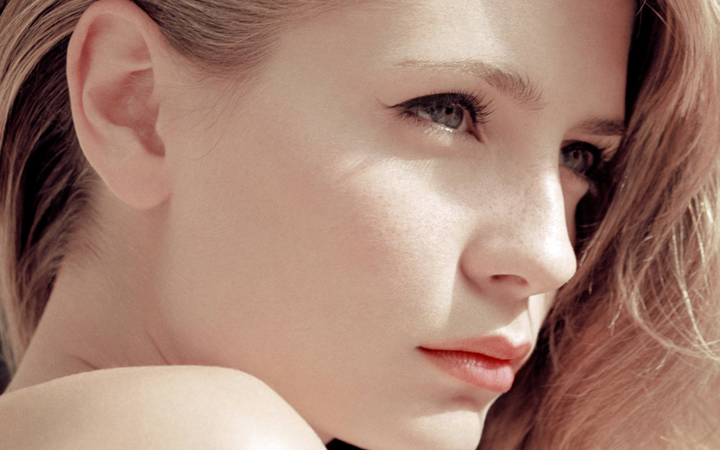 Миша Бартон / Mischa Barton