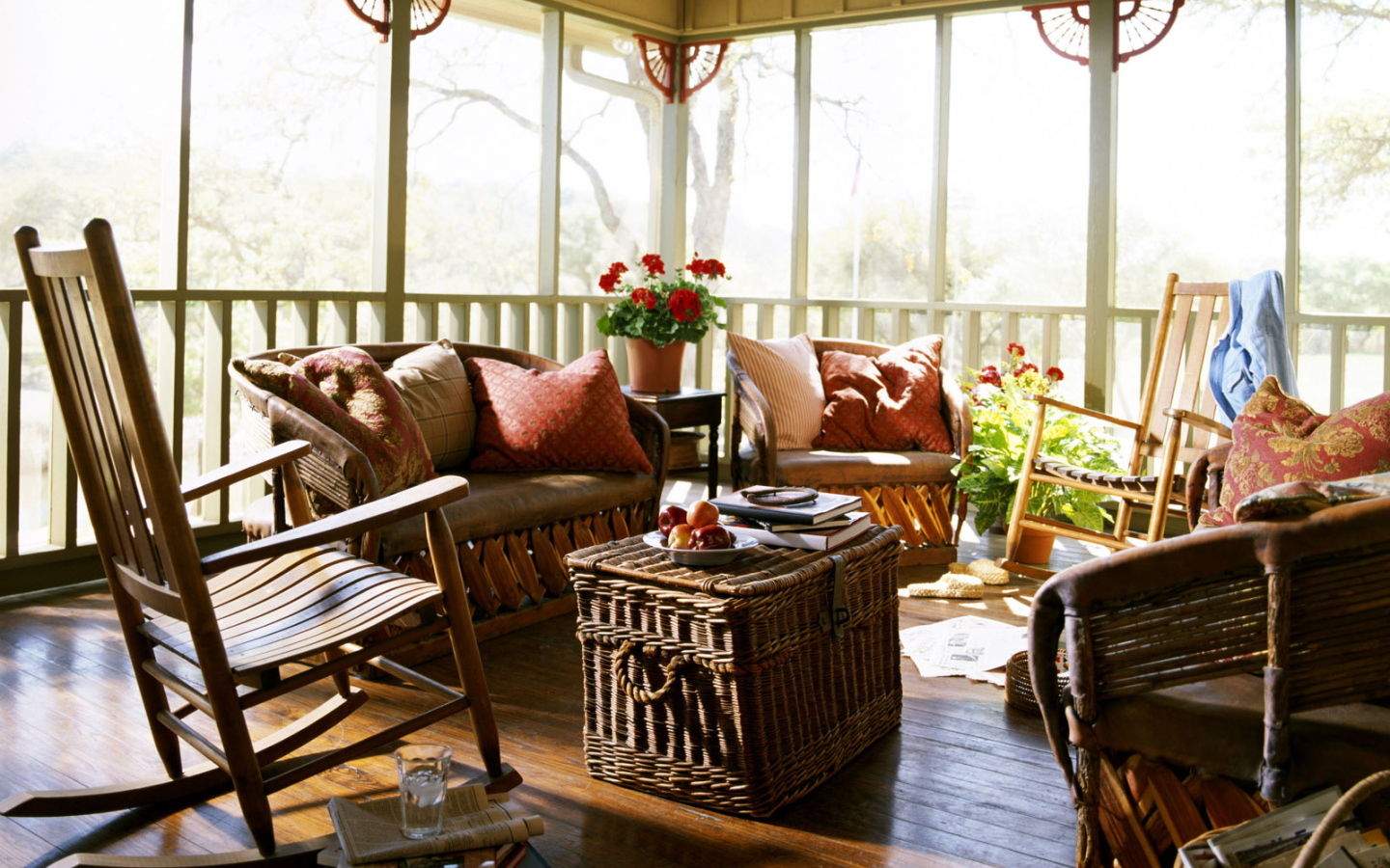 Комната с видом на террасу