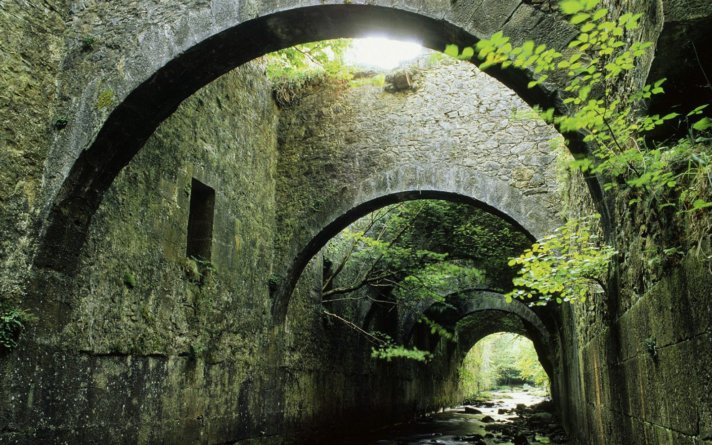 Речка в Испании