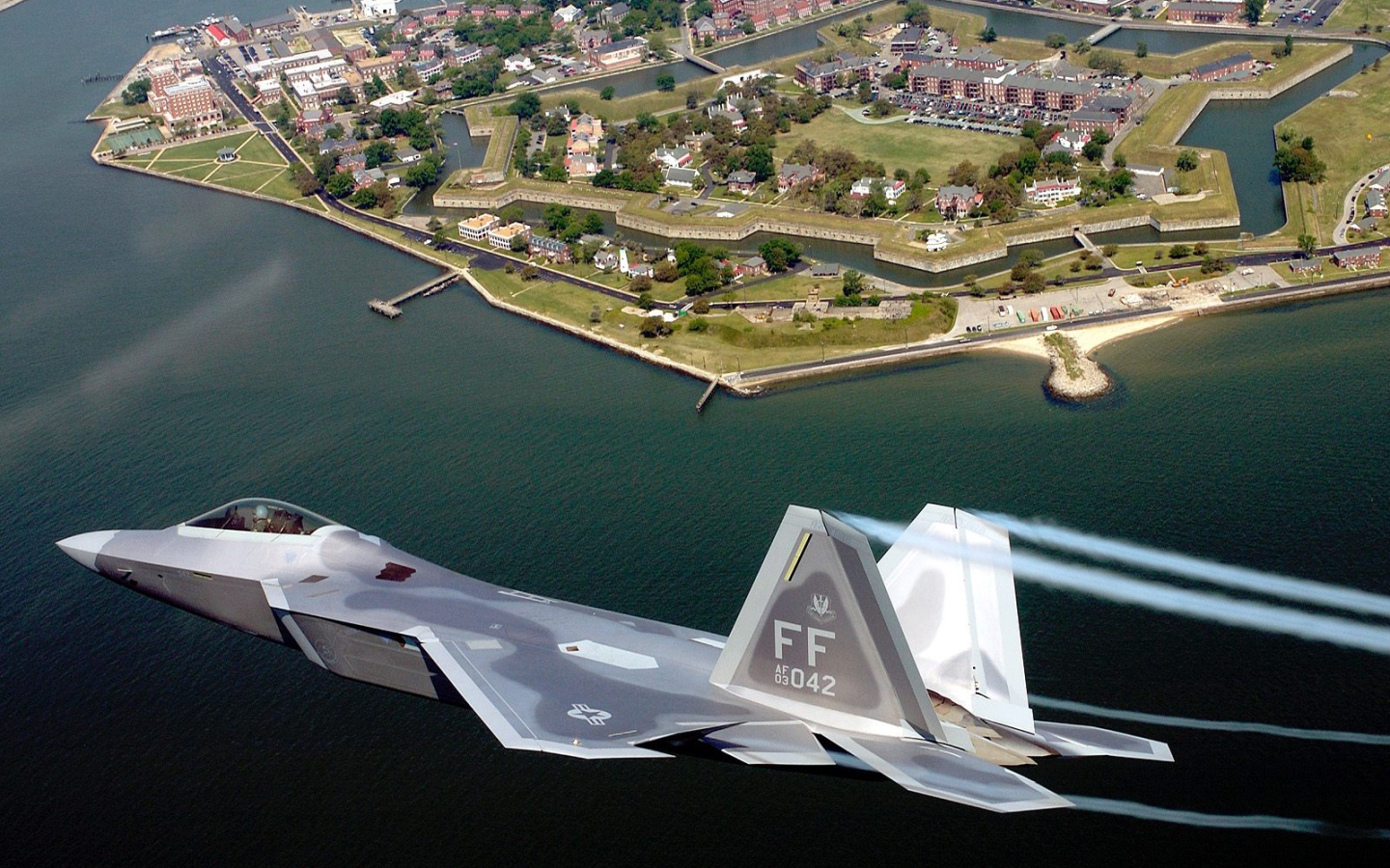 Хищник F-22 США