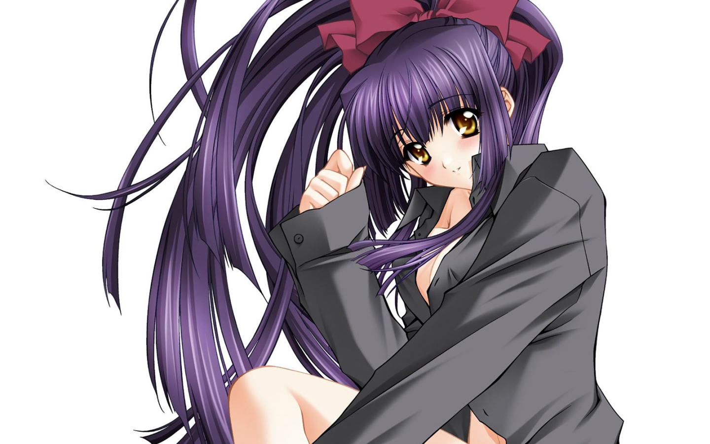 Девушка в костюме