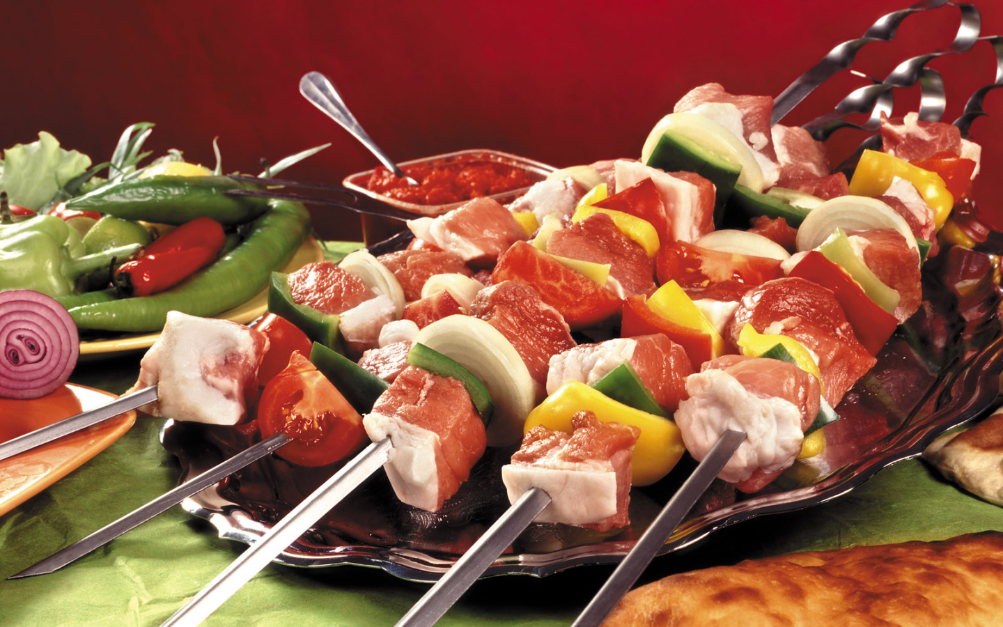 Шампуры с шашлыком