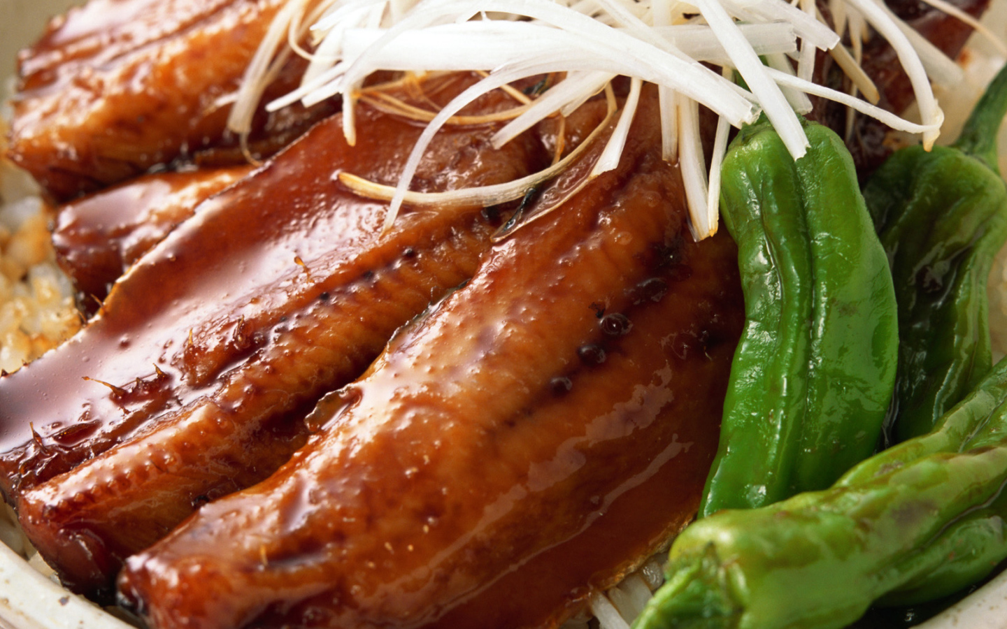 Рыба с рисом и фасолью