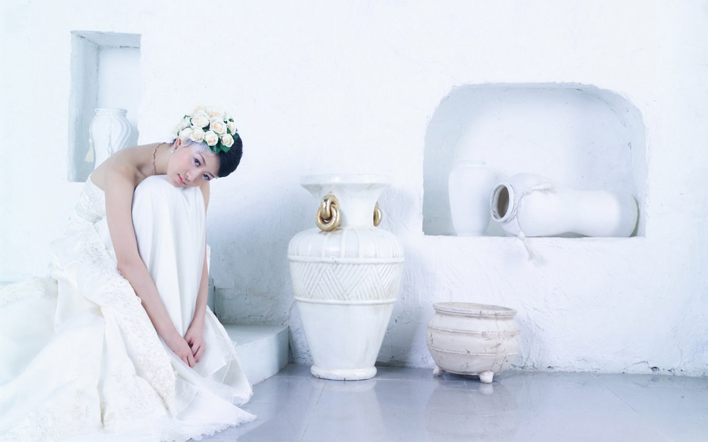 Белое платье