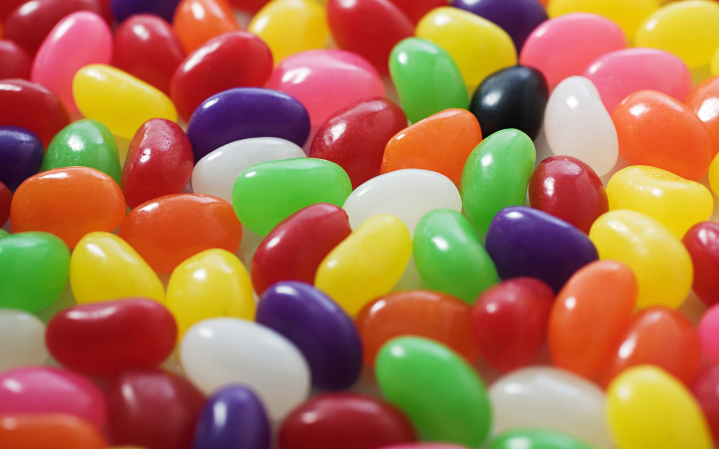 Разноцветные конфеты