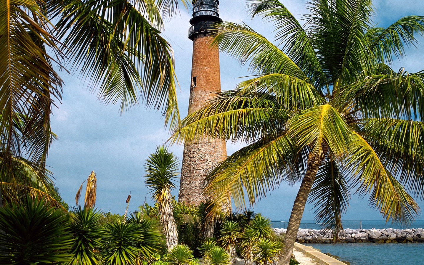 Береговой маяк