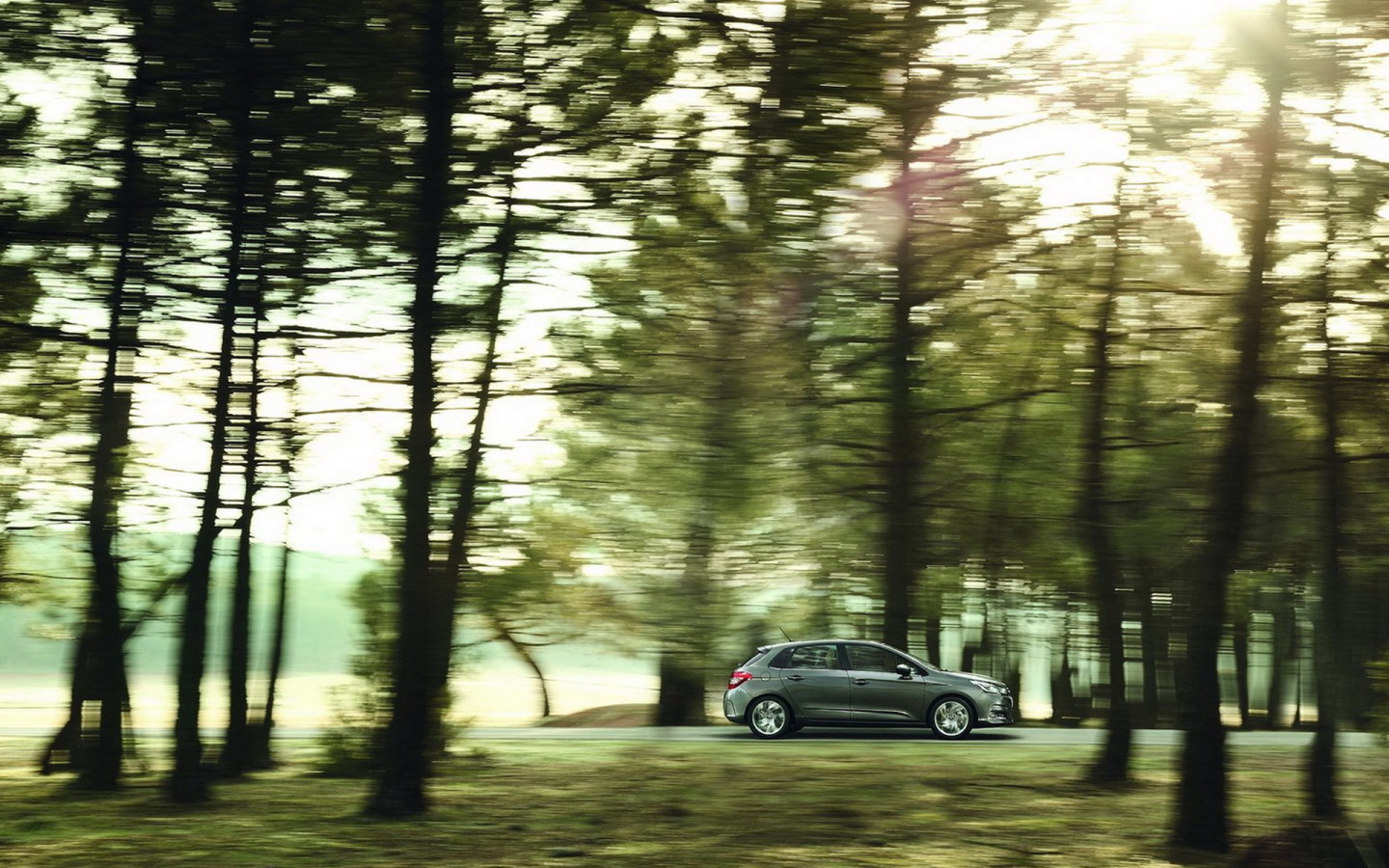 Ситроен С4 в движении