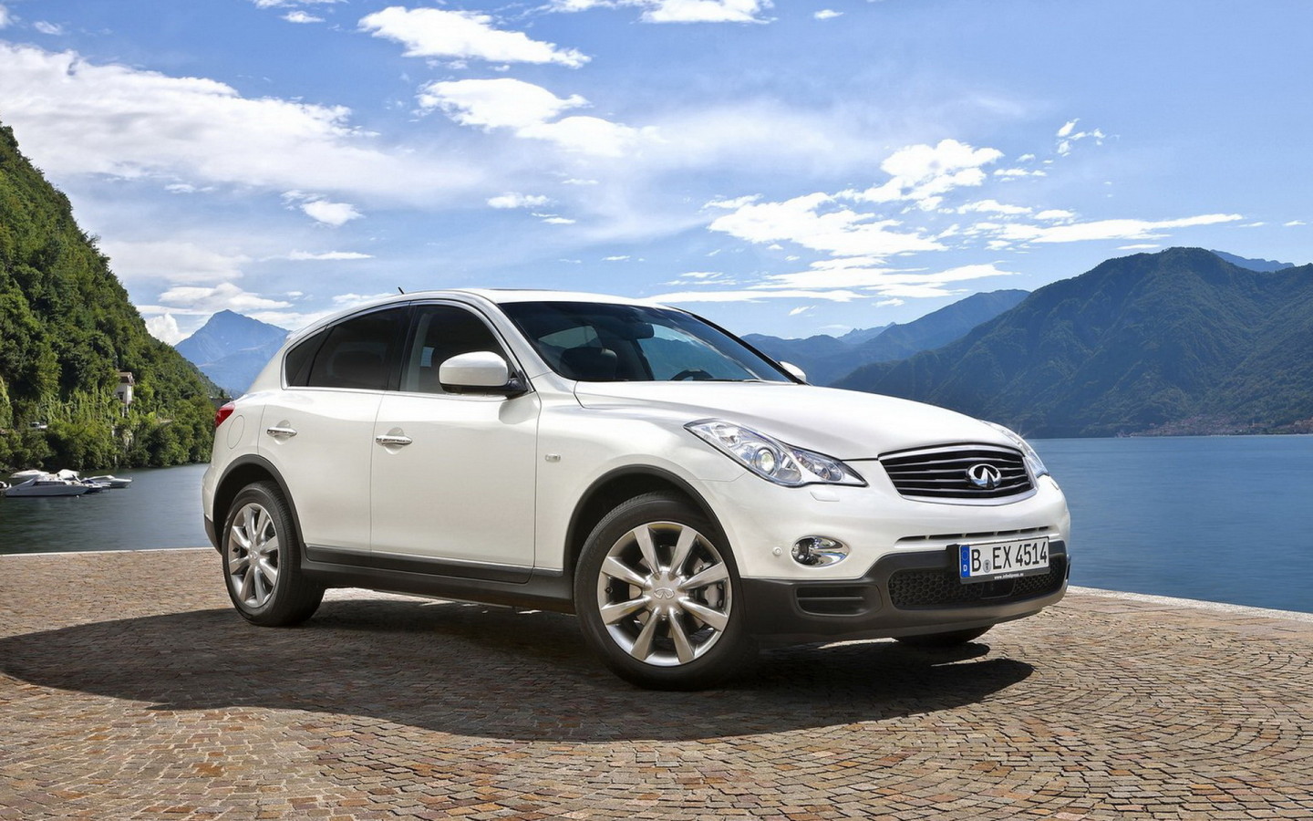 Инфинити EX30 2011