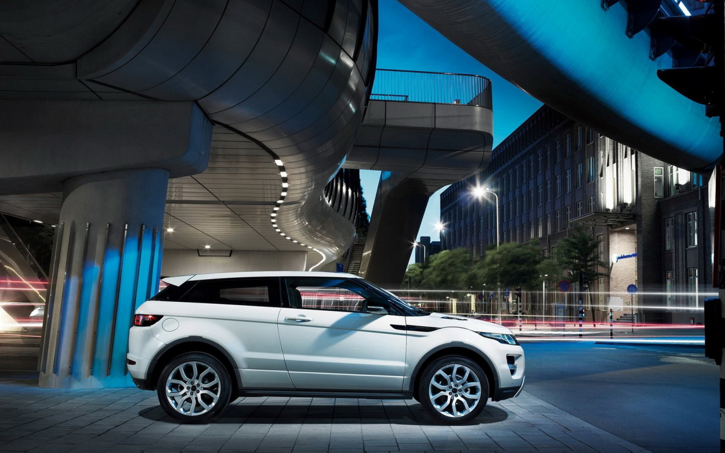 Новый кроссовер от Рэндж Ровер