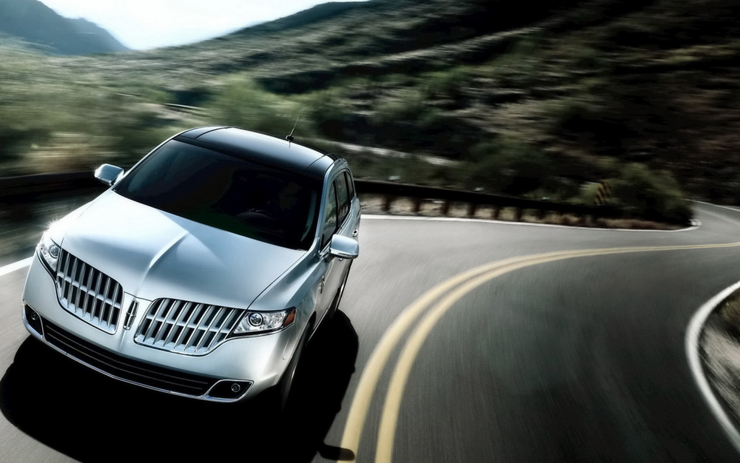 2011-Lincoln-MKT