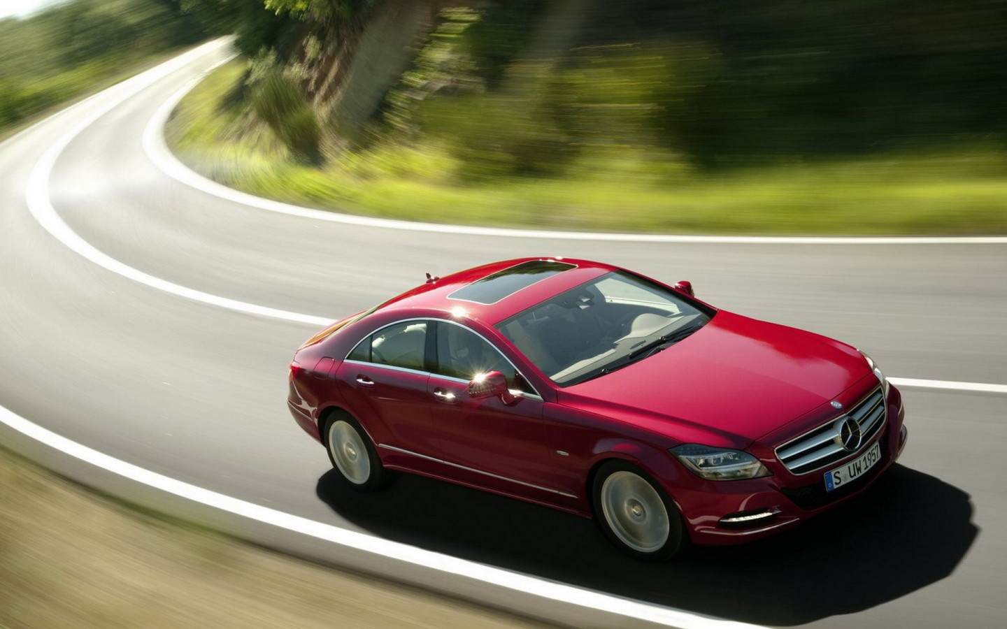 Новый Мерседес Бенц CLS