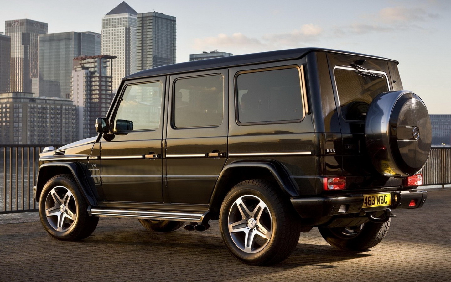 Mercedes-Benz-G-Class UK Version