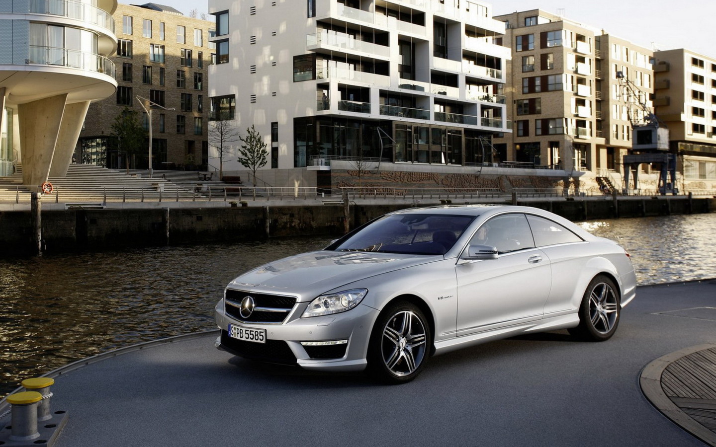 Мерседес Бенц CL63 AMG