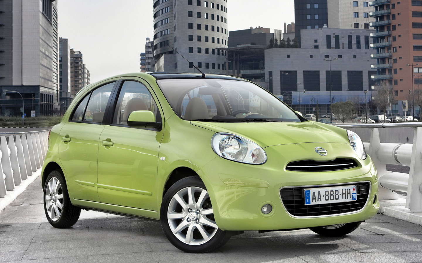 Ниссан Микра