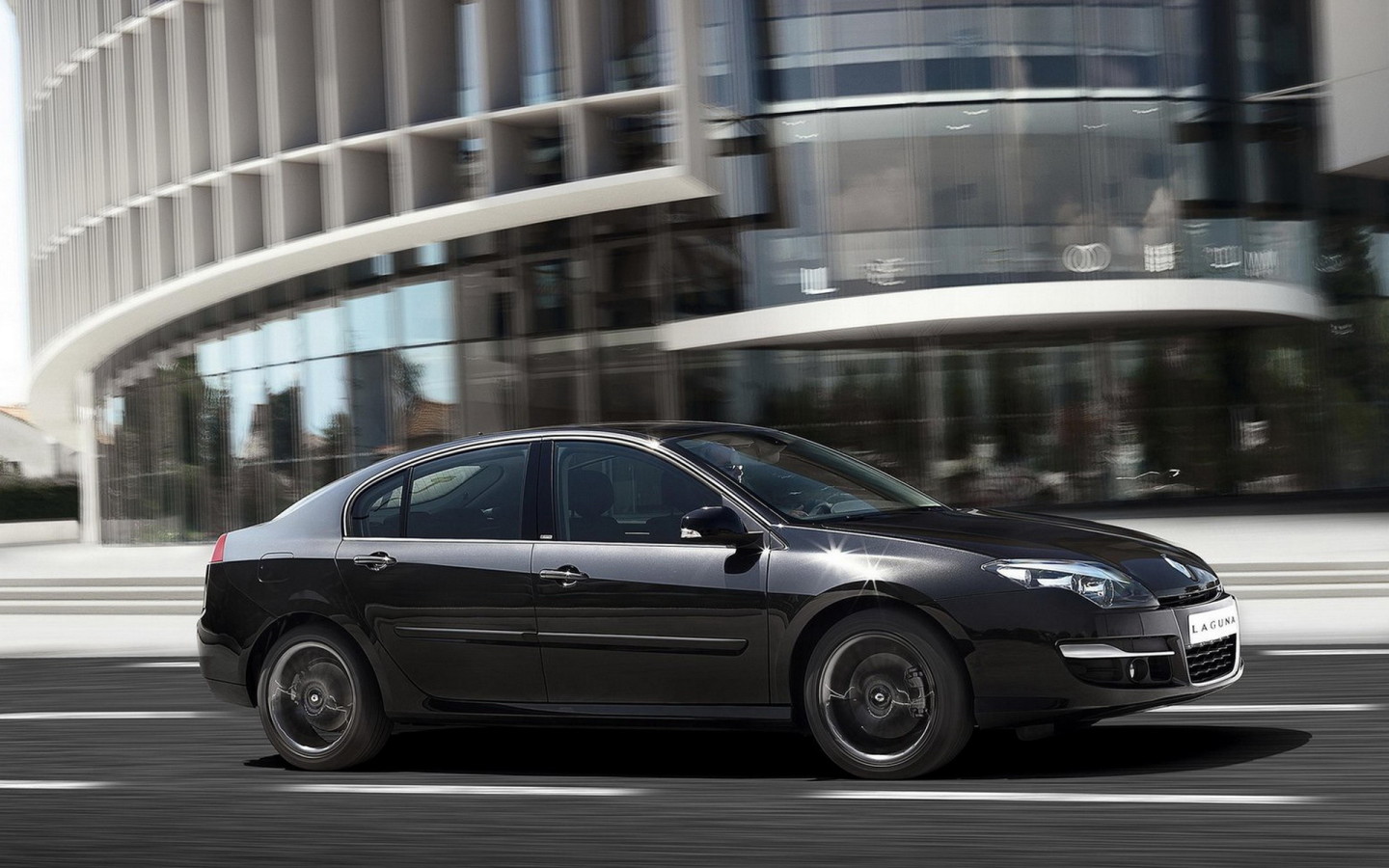 Новый Рено Лагуна