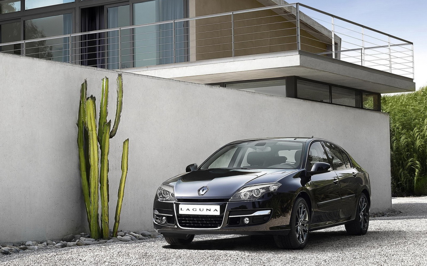 Рено Лагуна 2011