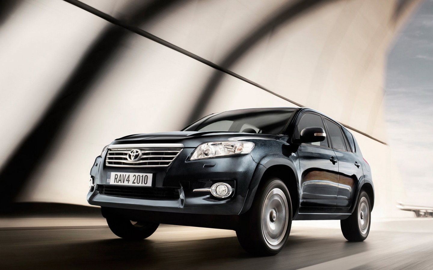 Toyota RAV4 управляй мечтой