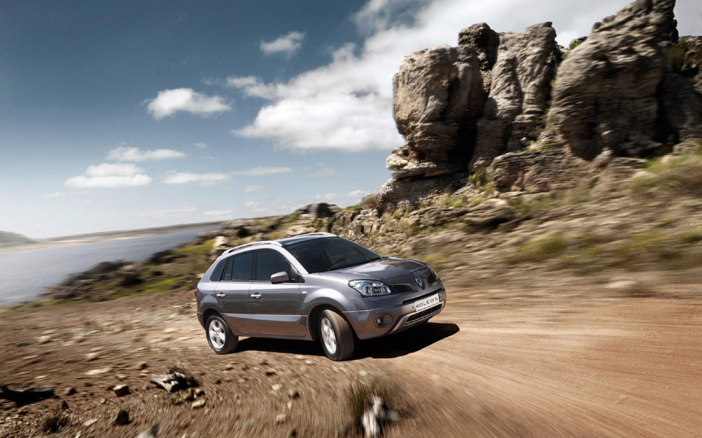 Рено Колеос