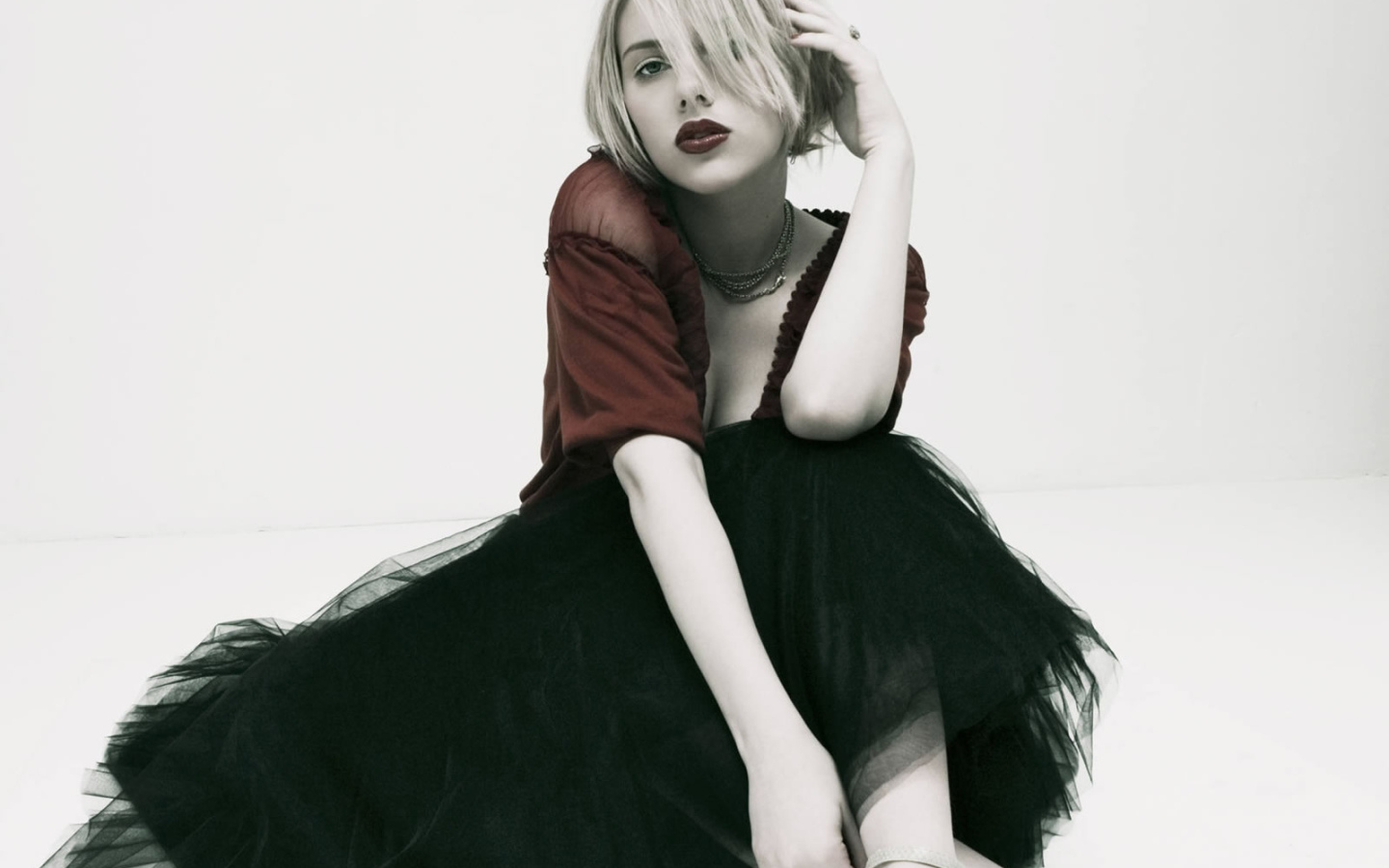 Скарлет Йохансон в платье