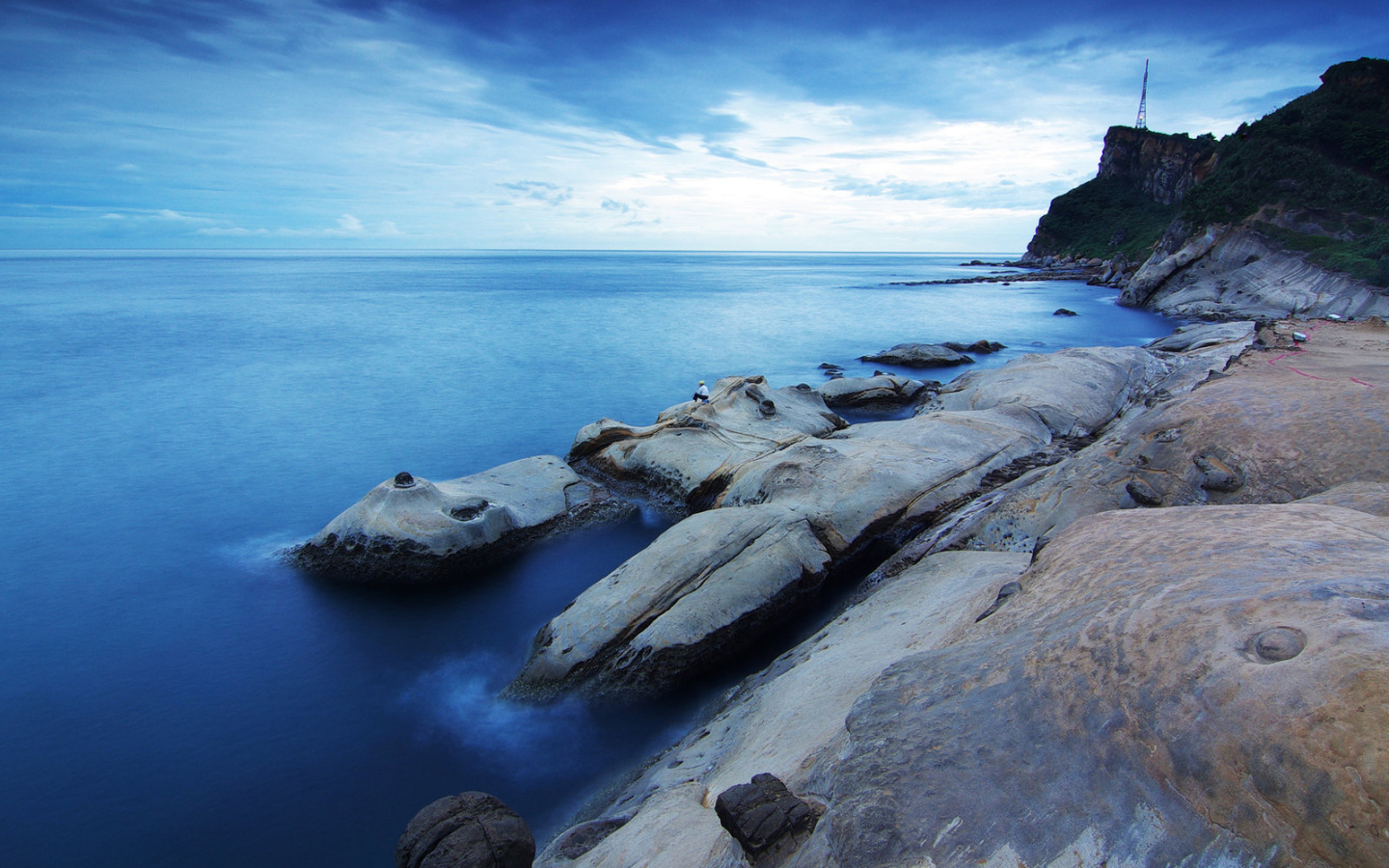 Каменный берег