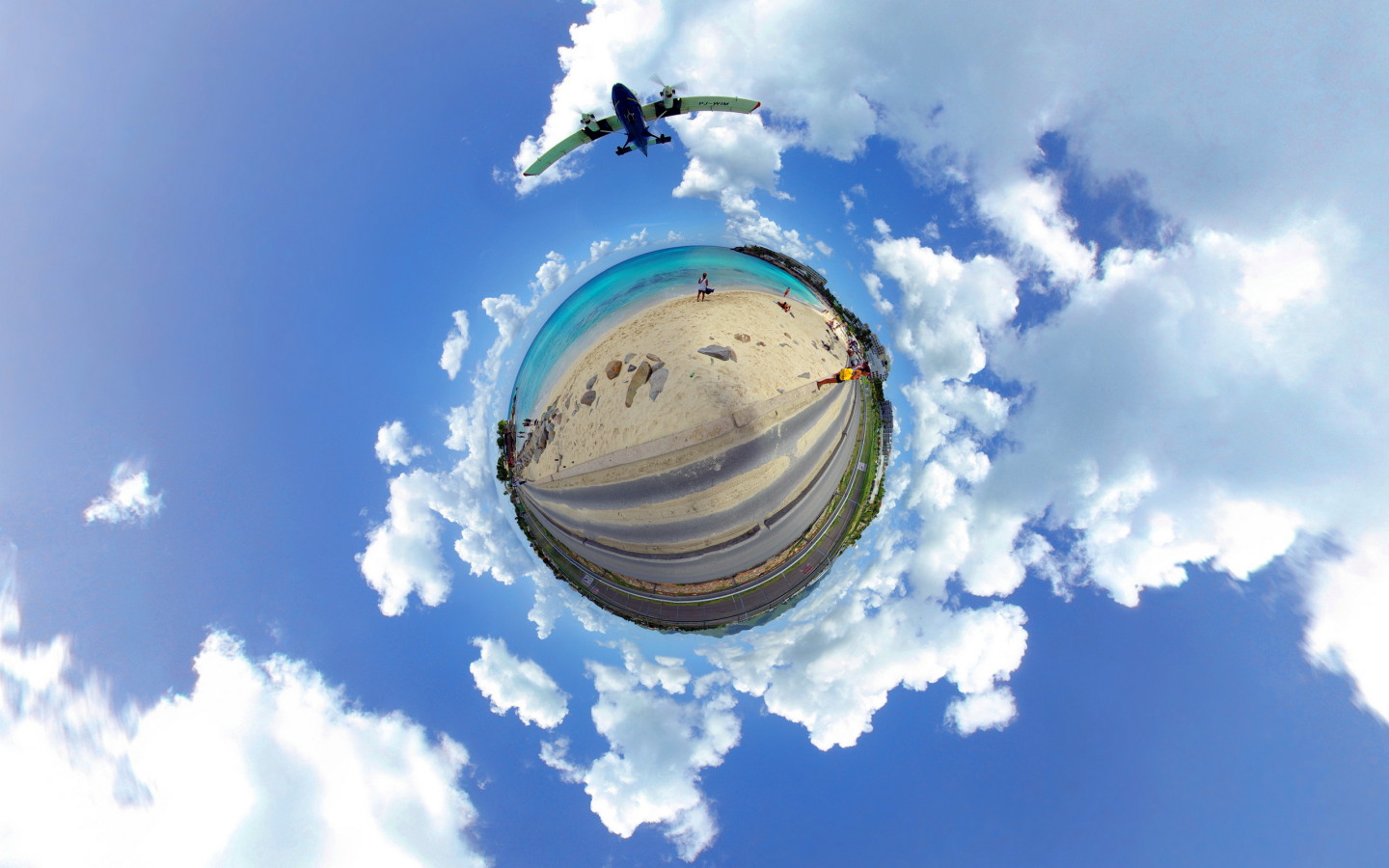 Все вверх дном