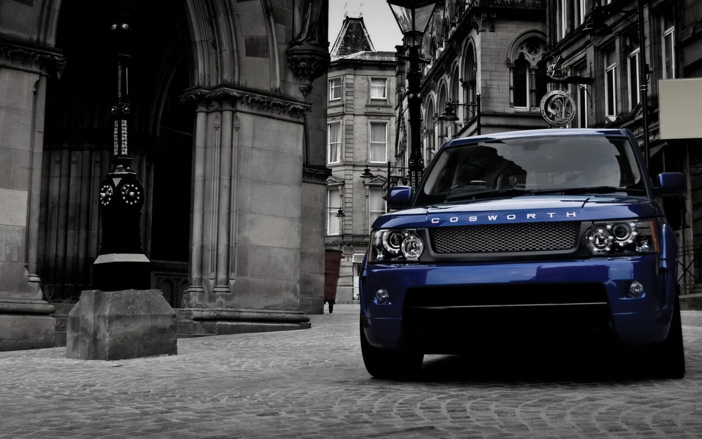 Range-Rover-RS300