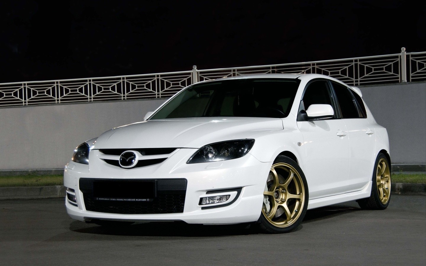 Mazda 3 MPS, белая