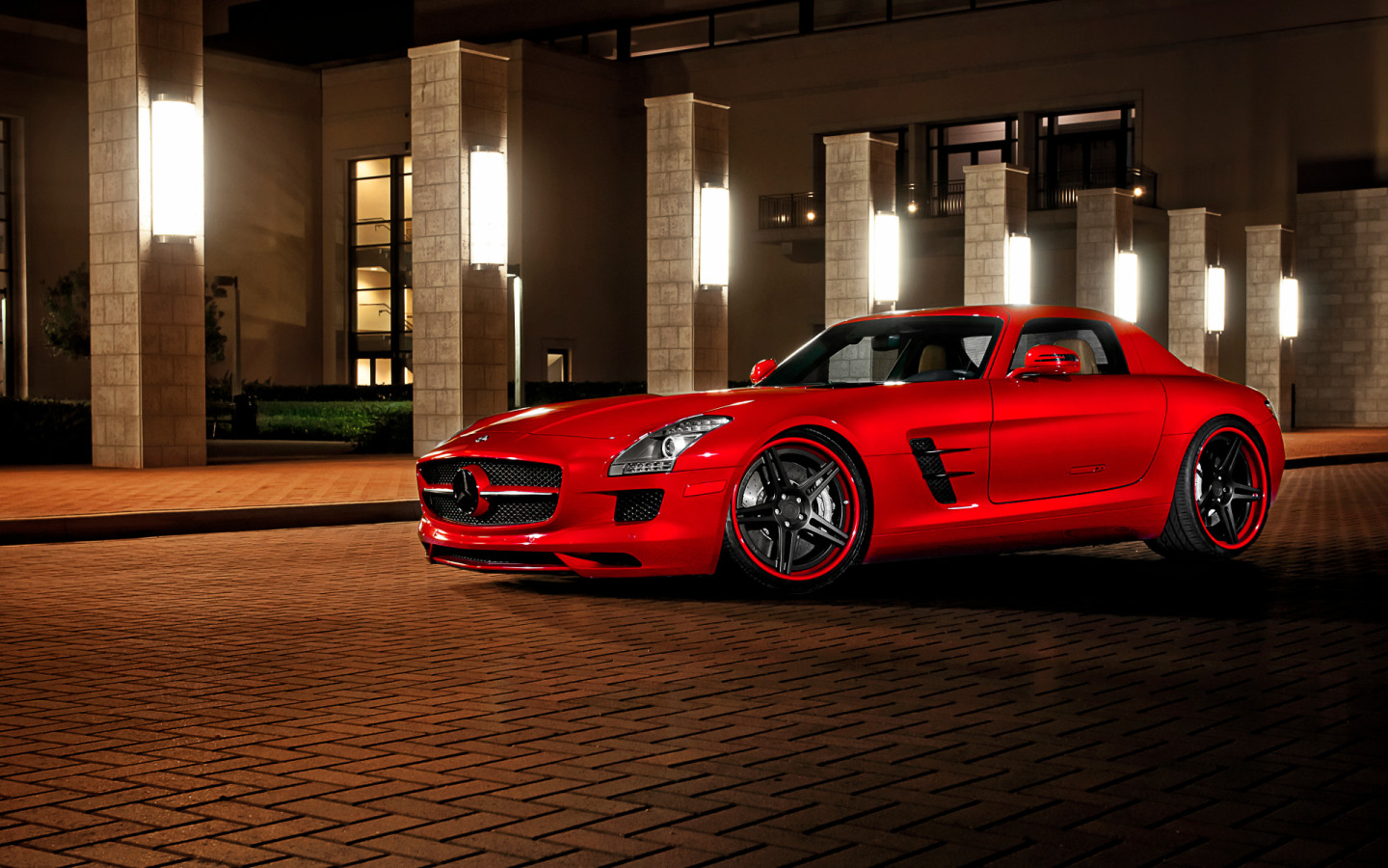 Mercedes Benz SLS AMG