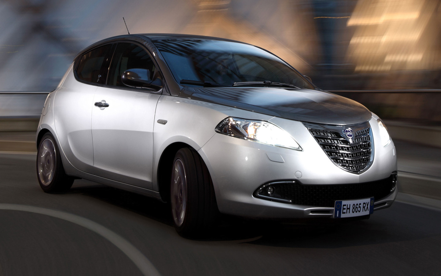 new Lancia Ypsilon