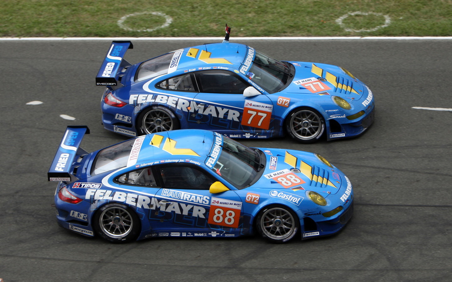 Porsche-911-GT3-RSR-Racing