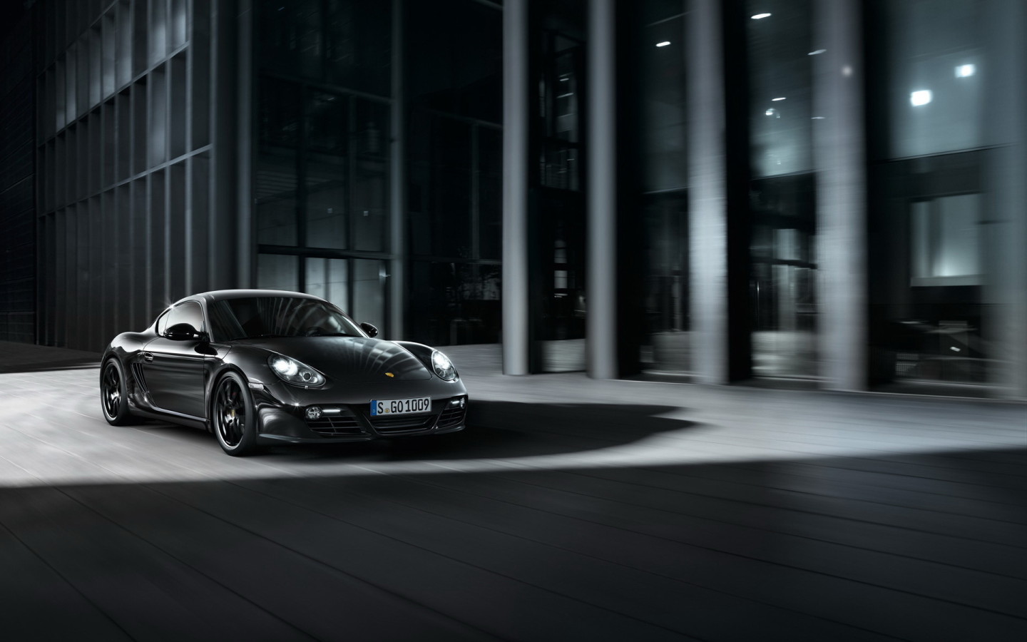 Porsche-Cayman Black Edition