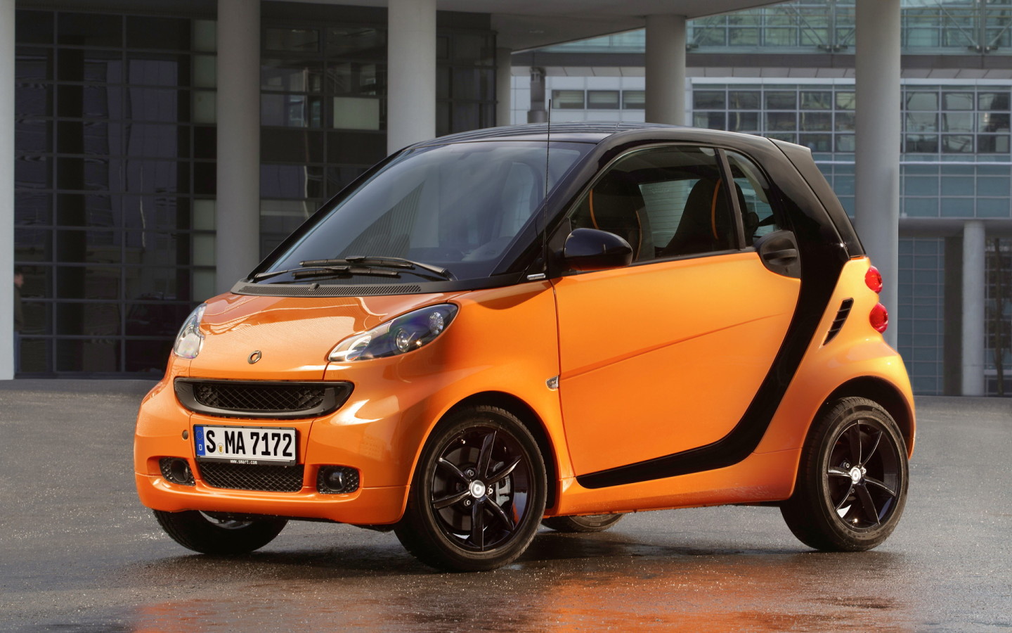 Smart fortwo Night Orange