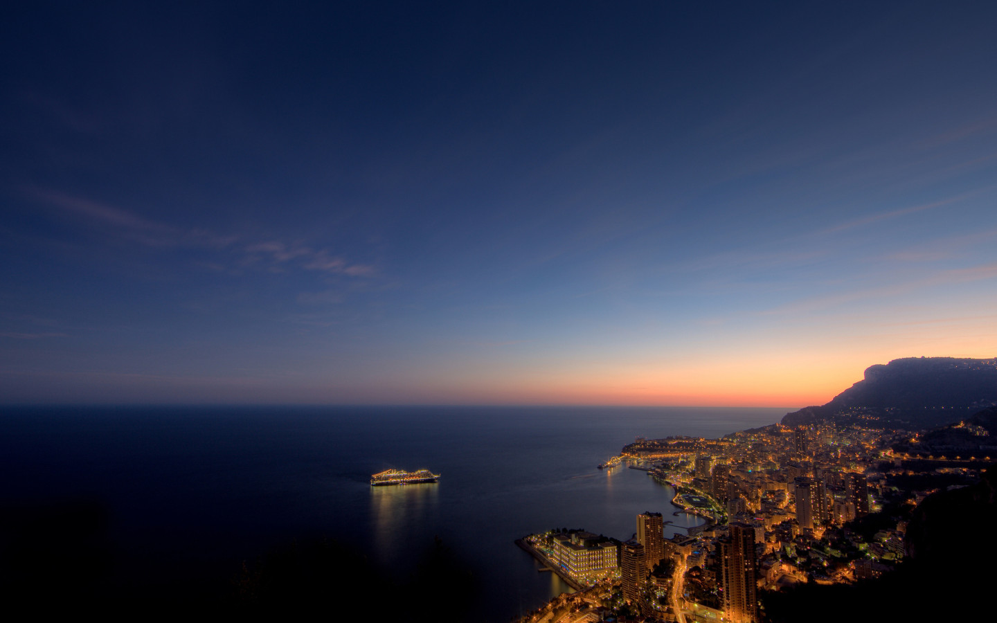 Ночной Монако